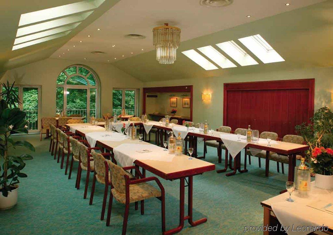Parkhotel Stadtallendorf Nhà hàng bức ảnh