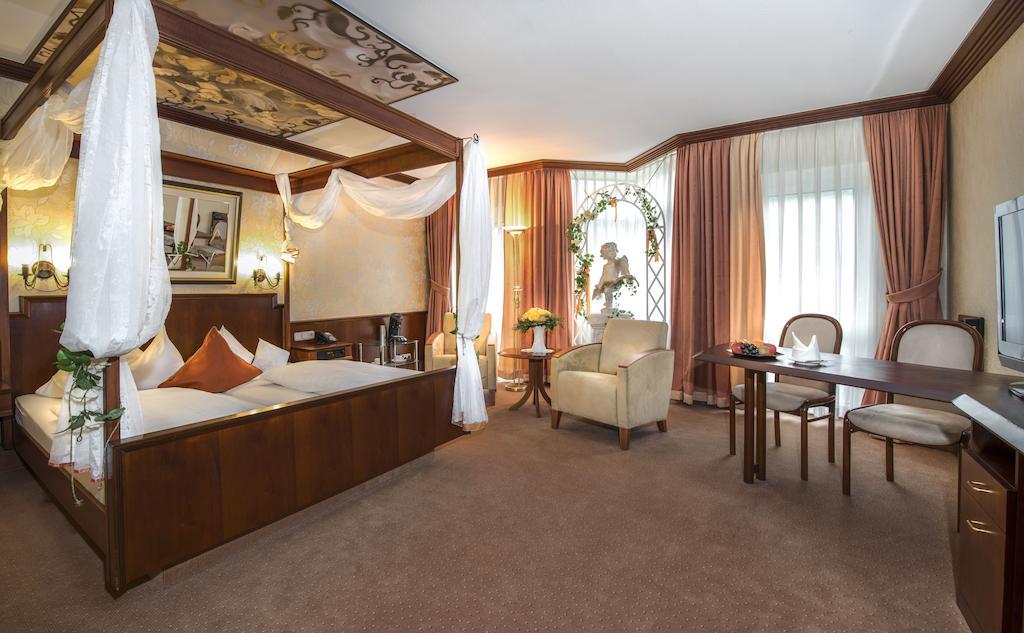 Parkhotel Stadtallendorf Ngoại thất bức ảnh