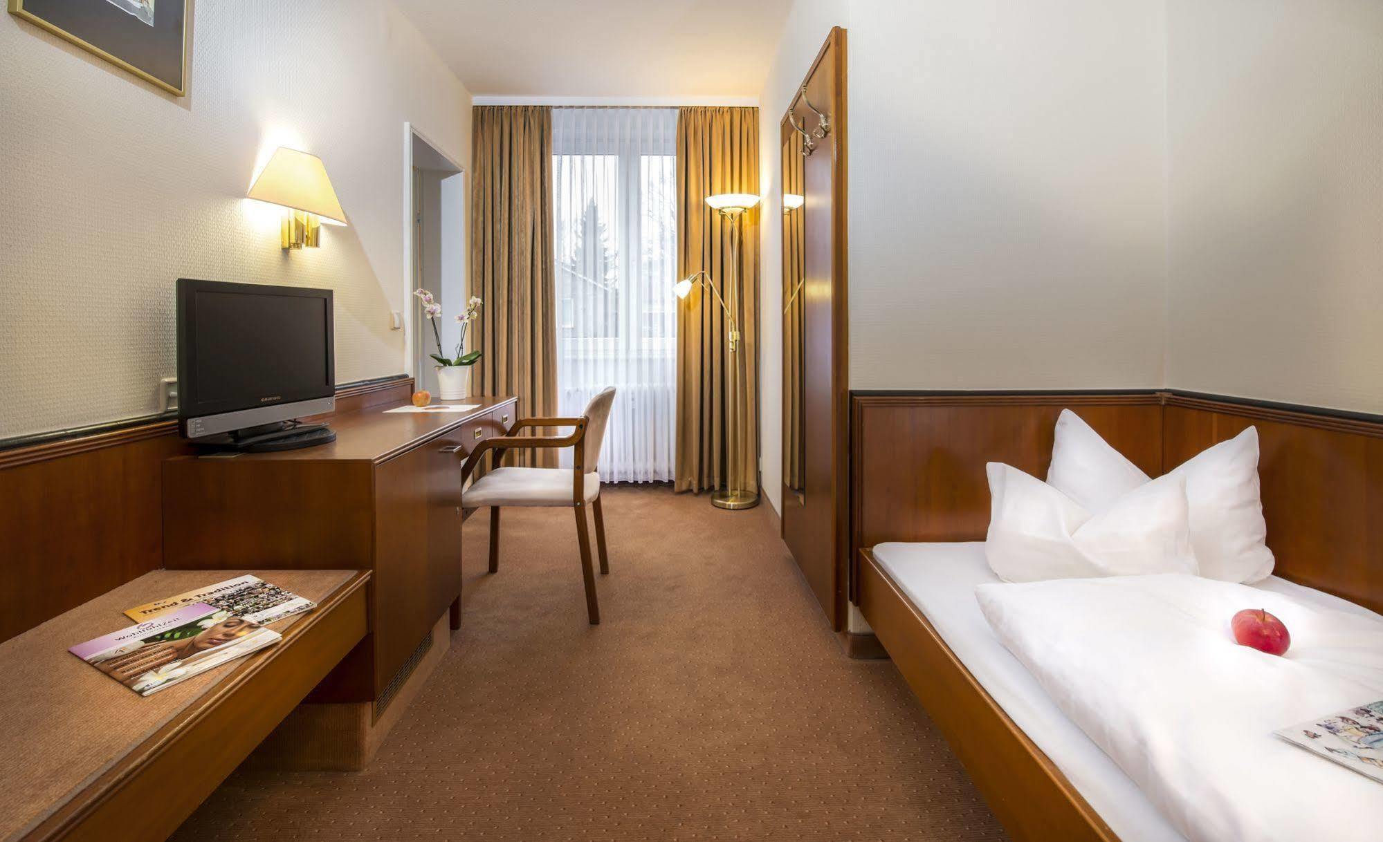 Parkhotel Stadtallendorf Ngoại thất bức ảnh